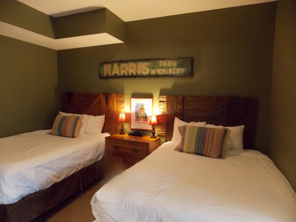 William Watson Hotel (Adults Only) Pittsfield Exteriér fotografie
