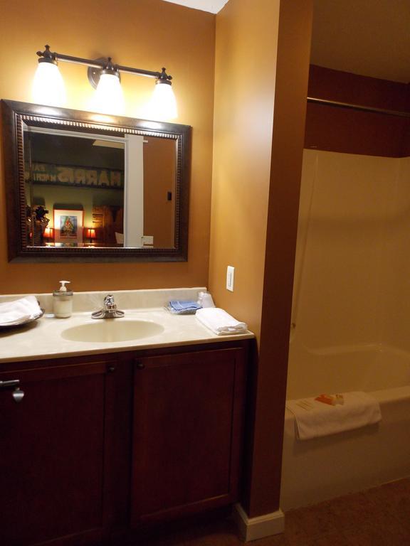 William Watson Hotel (Adults Only) Pittsfield Exteriér fotografie