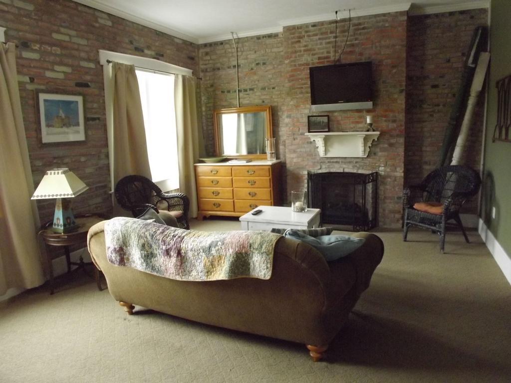 William Watson Hotel (Adults Only) Pittsfield Exteriér fotografie