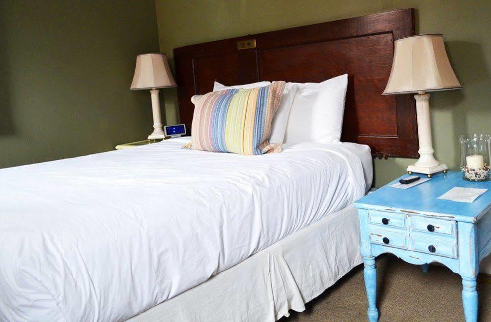 William Watson Hotel (Adults Only) Pittsfield Exteriér fotografie